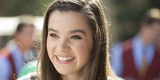 Hailee Steinfeld in Pitch Perfect 2