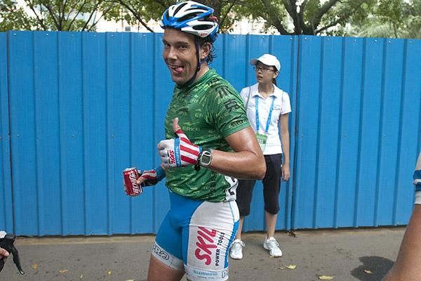 Cool Kenny Van Hummel: The 'Flying Dutchman' was in high spirits after his win in Haikou.
