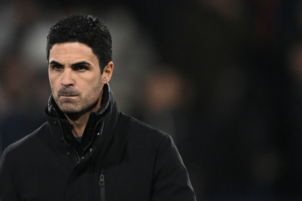 Il manager dell'Arsenal Mikel Arteta reagisce durante la partita di calcio della Premier League inglese tra Luton Town e Arsenal a Kenilworth Road a Luton, a nord di Londra, il 5 dicembre 2023.