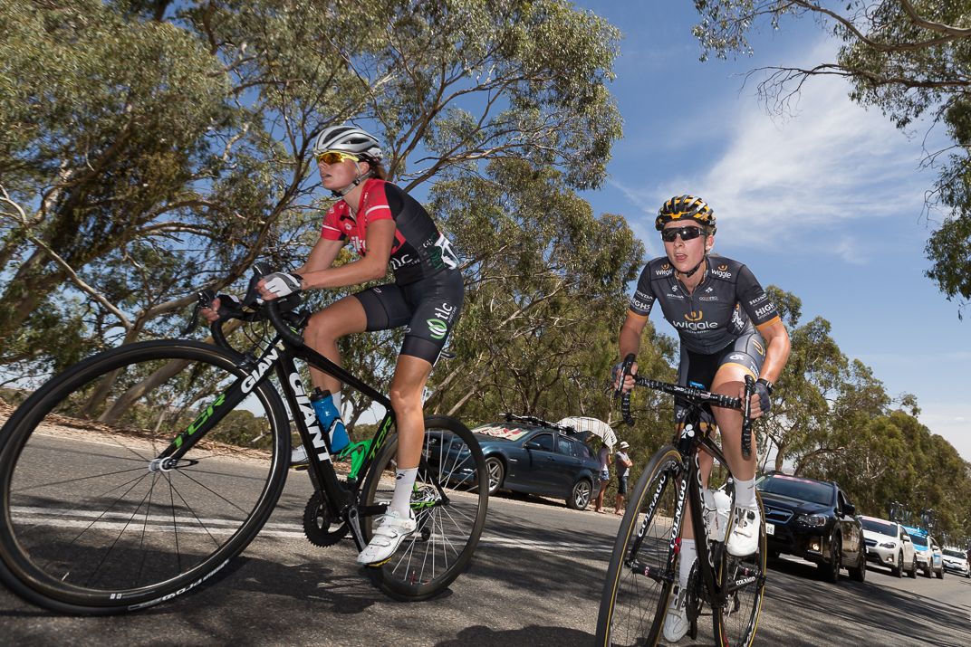 Yesterday's stage winner Nettie Edmondson (Wiggle High5)