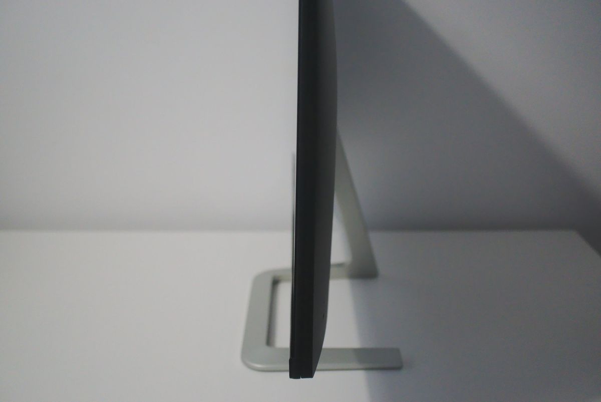 AOC Q27T1