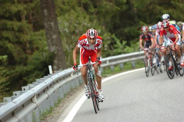 Barloworld's Mauricio Soler launches a promising move inside 2km to go.