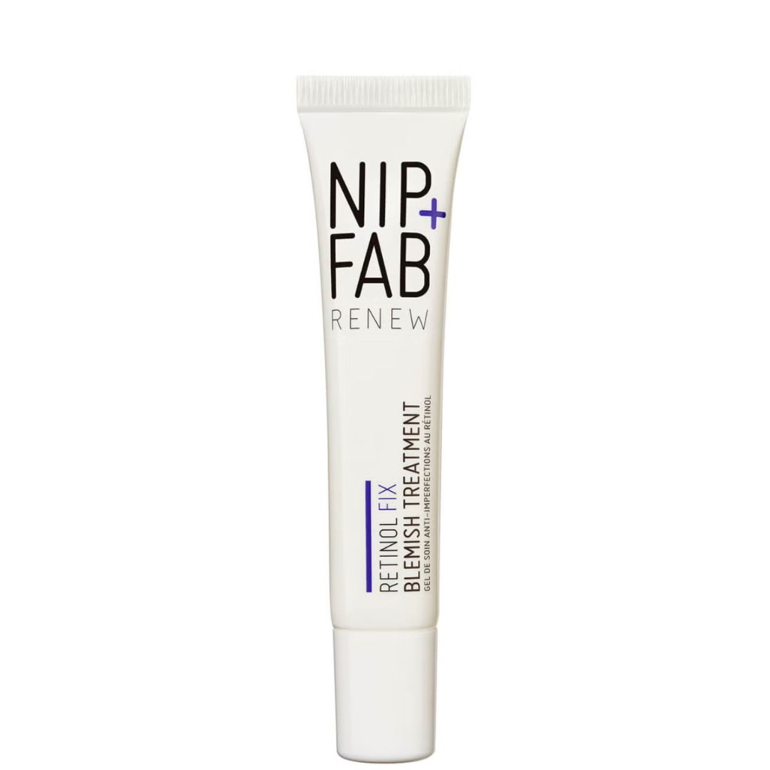 NIP+FAB Retinol Fix Blemish Treatment Gel 10% v bílé stlačitelné tubě s černým a fialovým nápisem.