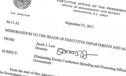 Believe it or not, that says "Jack Lew."