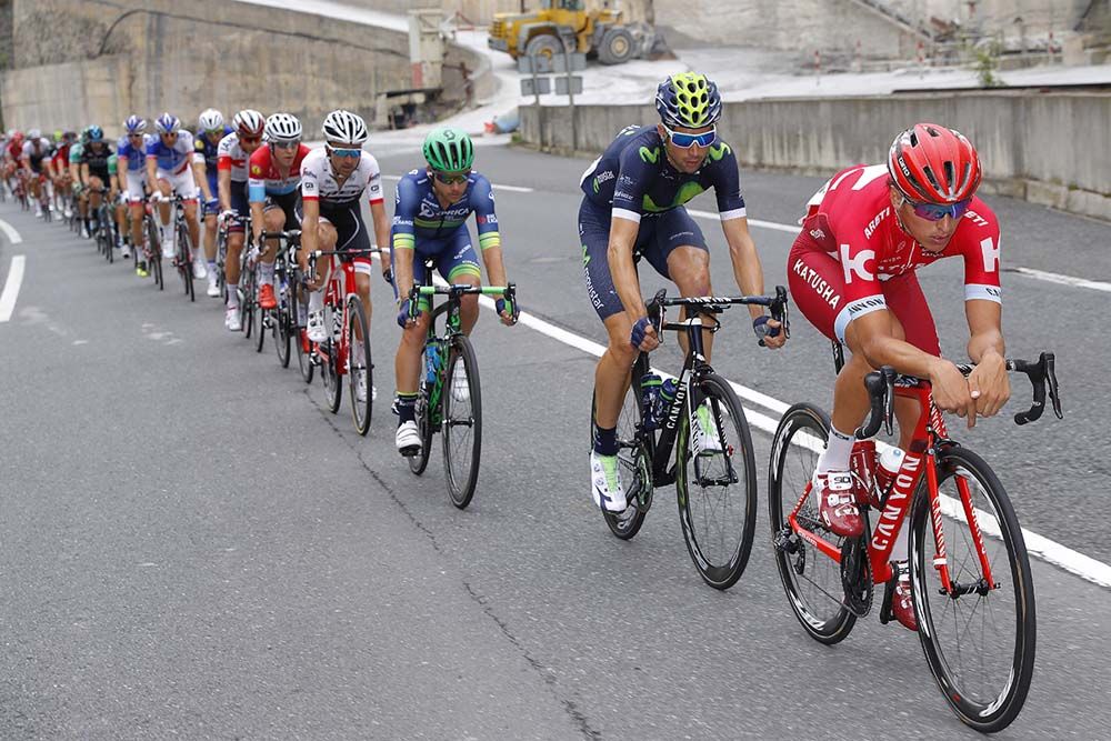Katusha, Movistar and Orica control the peloton