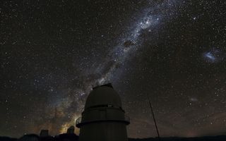 The Milky Way over the 1.54-metre Danish Telescope at La Silla