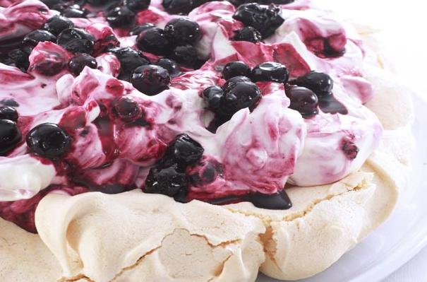 Blackcurrant pavlova