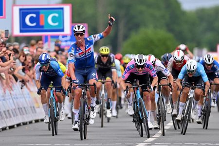 PONTMARCQ FRANCE MAY 17 Warre Vangheluwe of Belgium and Team Soudal QuickStep celebrates at finish line as stage winner ahead of Corbin Strong of New Zealand and Team Israel Premier Tech L and Sam Bennett of Ireland and Decathlon AG2R La Mondiale Team Pink Leader Jersey during the 68th 4 Jours de Dunkerque Grand Prix des Hauts de France 2024 Stage 4 a 1668km stage from Mazingarbe to PontMarcq on May 17 2024 in PontMarcq France Photo by Luc ClaessenGetty Images