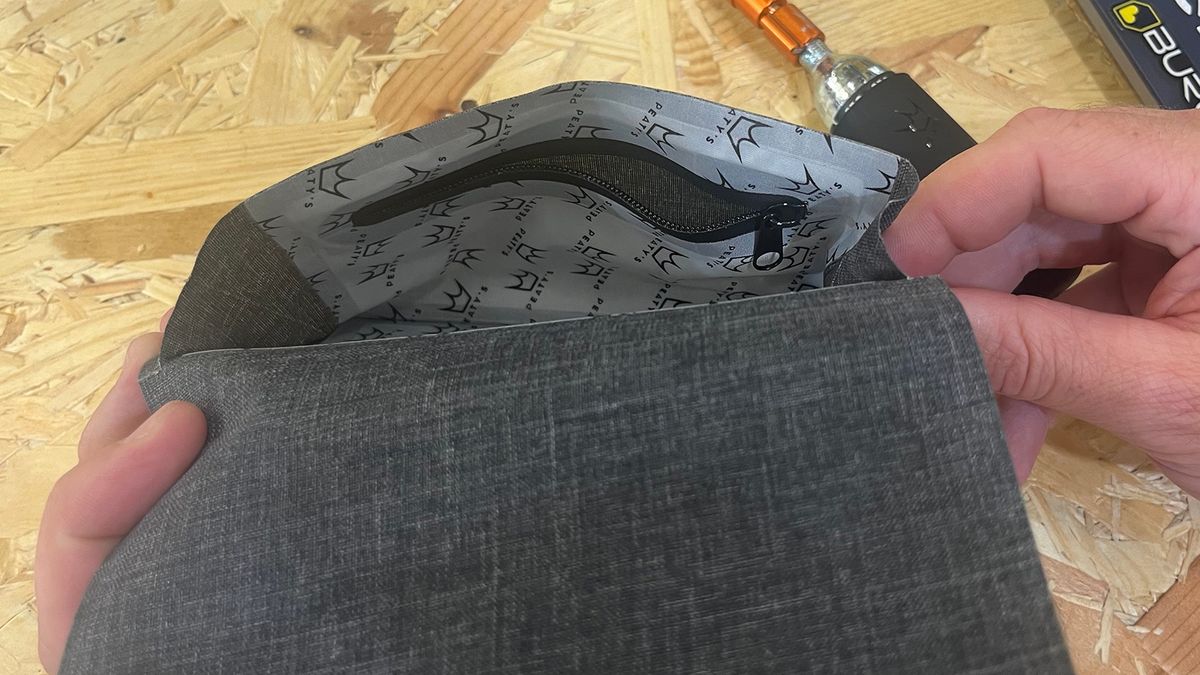 Peaty's HoldFast Trail Tool Wrap – Borsa Attrezzi Modulare Per MTB, Gravel Ed E-Bike, Impermeabile E Antiscivolo