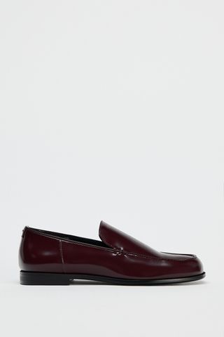 Loafers With High Vamp