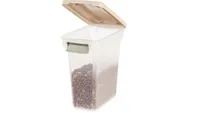 Pet food container: IRIS Airtight Cat Food Container
