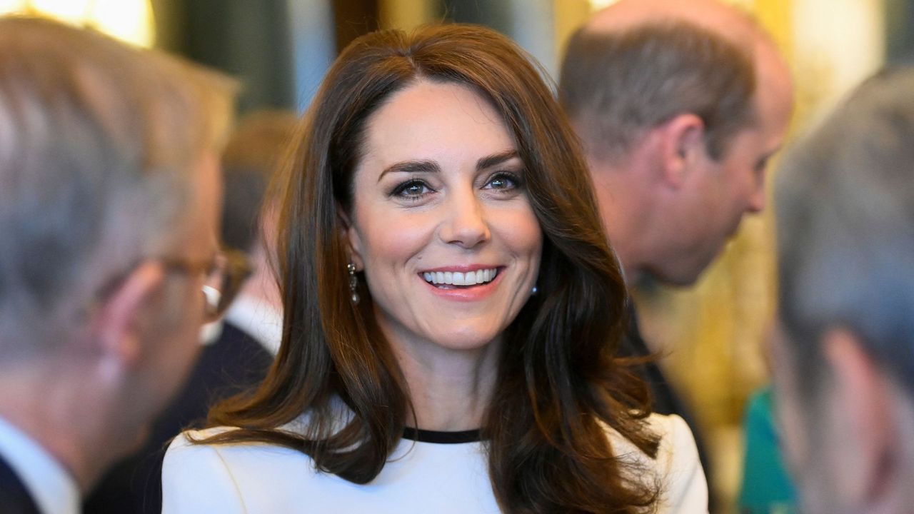 Kate Middleton loves this dress silhouette