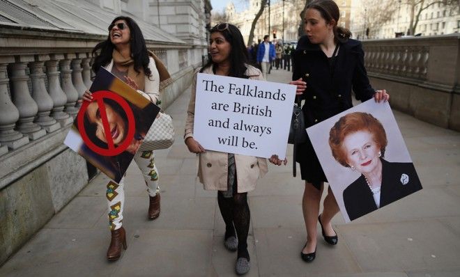 Protesters in favor of UK sovereignty, Feb. 5.