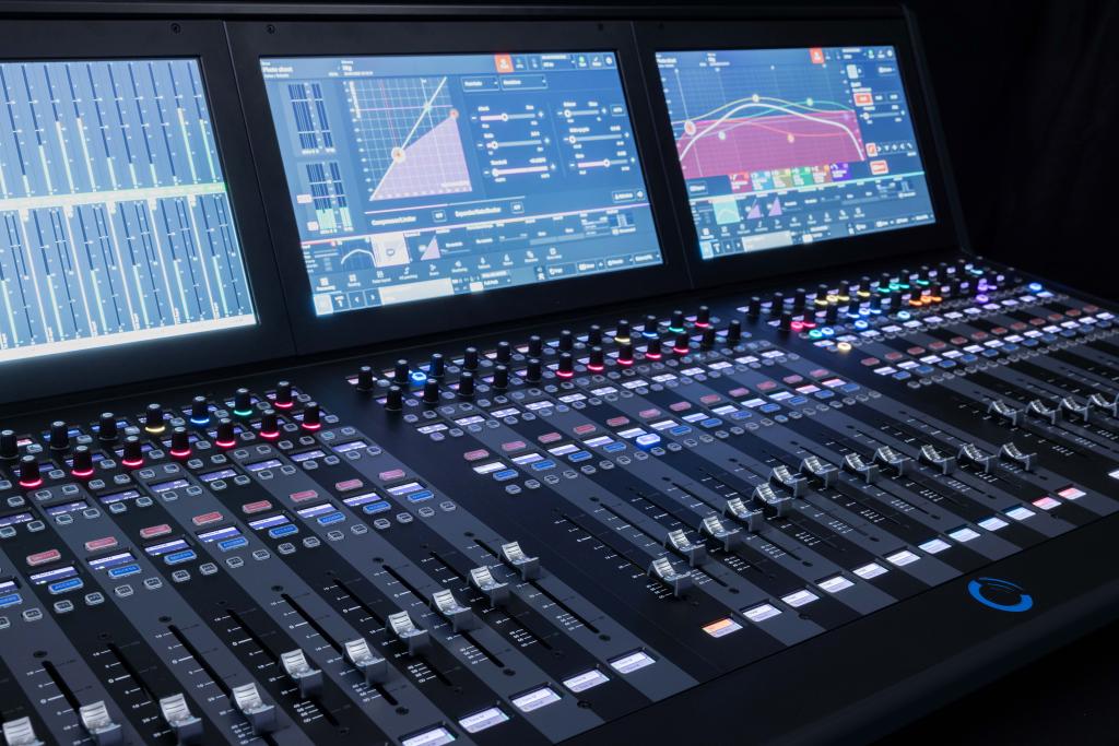 Calrec Introduces Argo M Compact Broadcast Audio Console At IBC 2024 ...