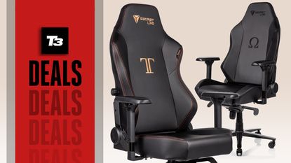 Best Memorial Day gaming chair deals listing image showing Secretlab Titan Evo 2022