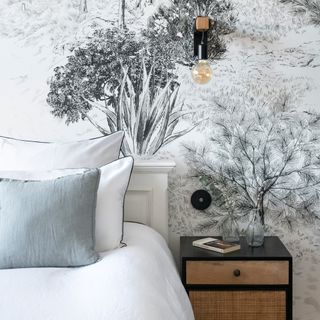 White and grey wallpaper in bedroom