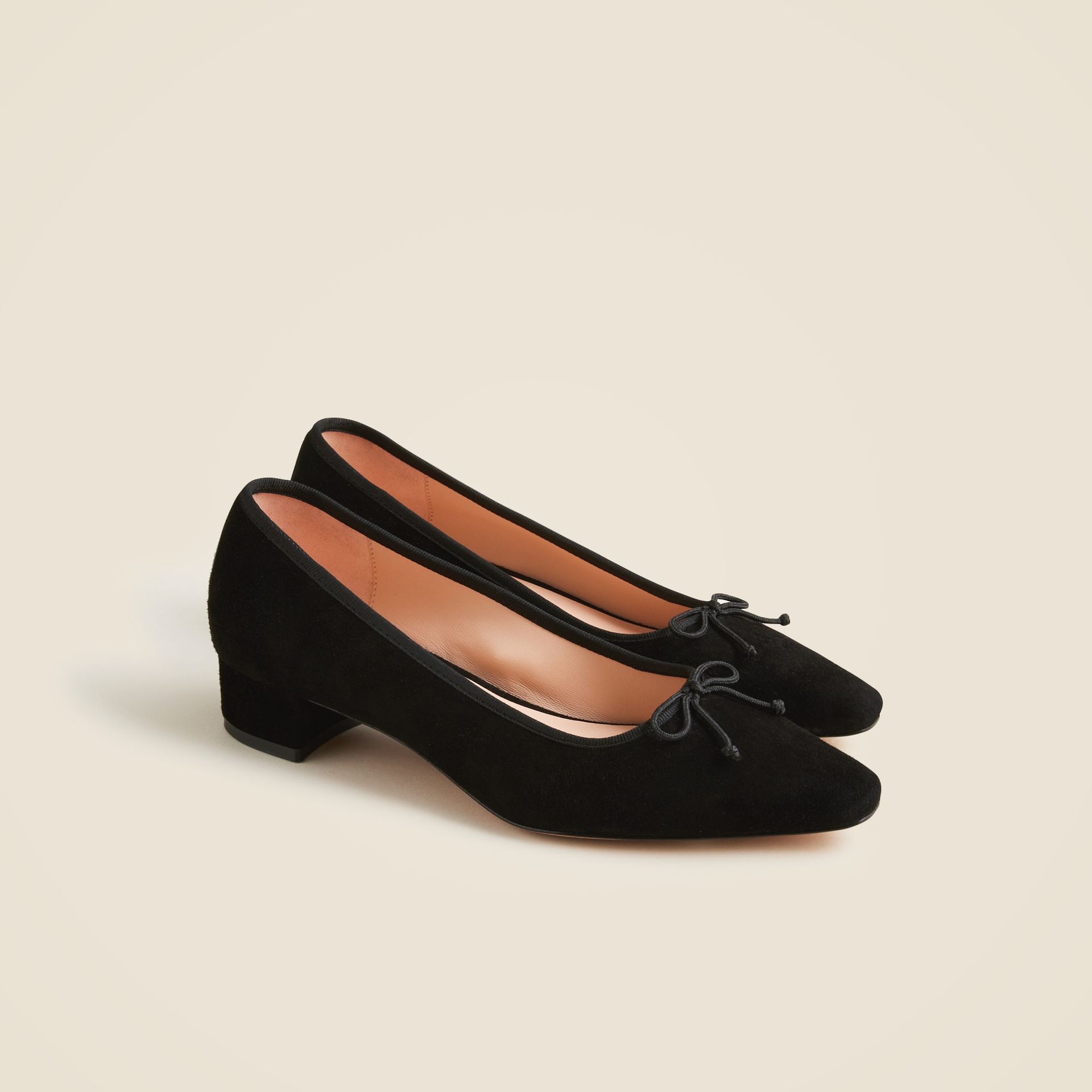 Pointed-Toe Pumps in Suede