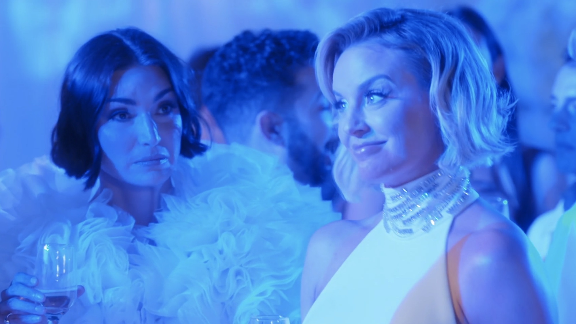 Whitney and Bronwyn talking about Lisa on Ultimate Girls Trip.