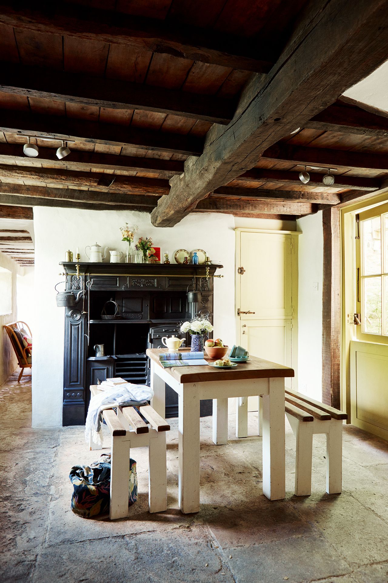 Cottage kitchens: 16 inspiring ideas for your room | Real Homes