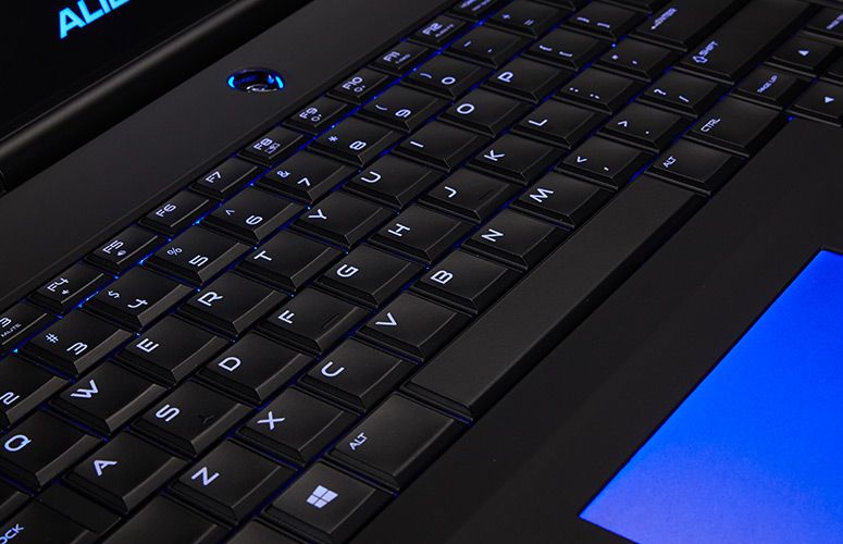 Alienware 17 R3 (2016) - Full Review and Benchmarks | Laptop Mag