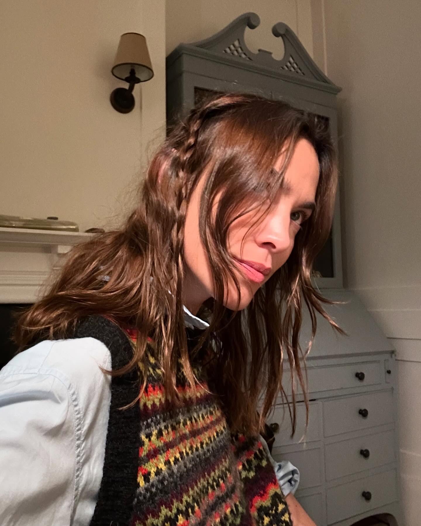 Alexa Chung with piecey waves