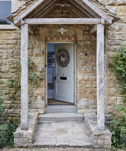 A stylish and serene country retreat in the Cotswolds | Homes & Gardens