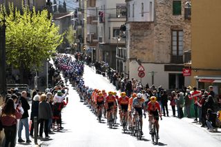Volta a Catalunya stage 4 LIVE: Breakaway disintegrates after final KOM of the day 