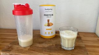 foodspring davina mccall protein powder relax