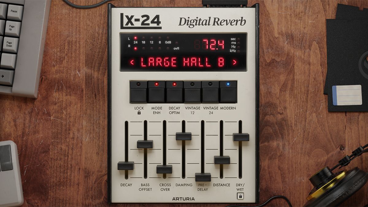 Arturia LX-24