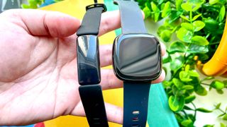 Apple Watch vs Fitbit