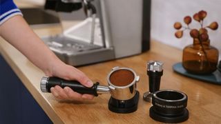 De'Longhi La Specialista Arte Evo Espresso Machine - coffee barista set