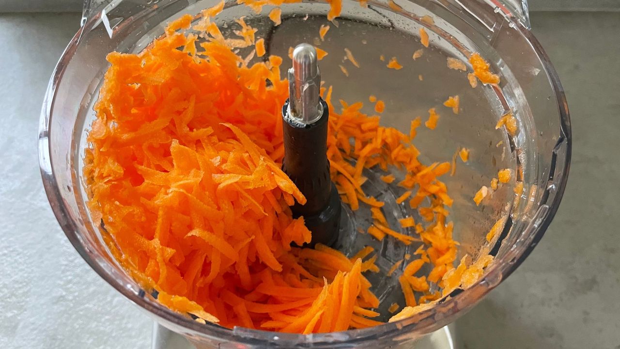 Sage The Paradice 9 grated carrots