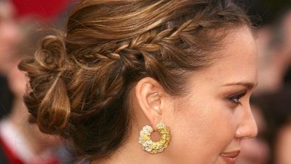 Ready For A Hair Makeover Try These Trending Messy Bun Hairstyles   magicpin blog