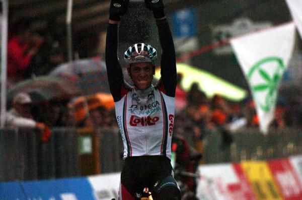 An ecstatic Philippe Gilbert (Omega Pharma - Lotto) celebrates in Como.