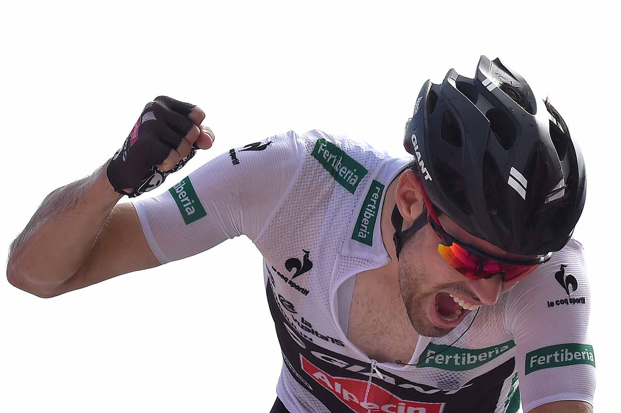 Tom Dumoulin (Giant-Alpecin) wins stage 9
