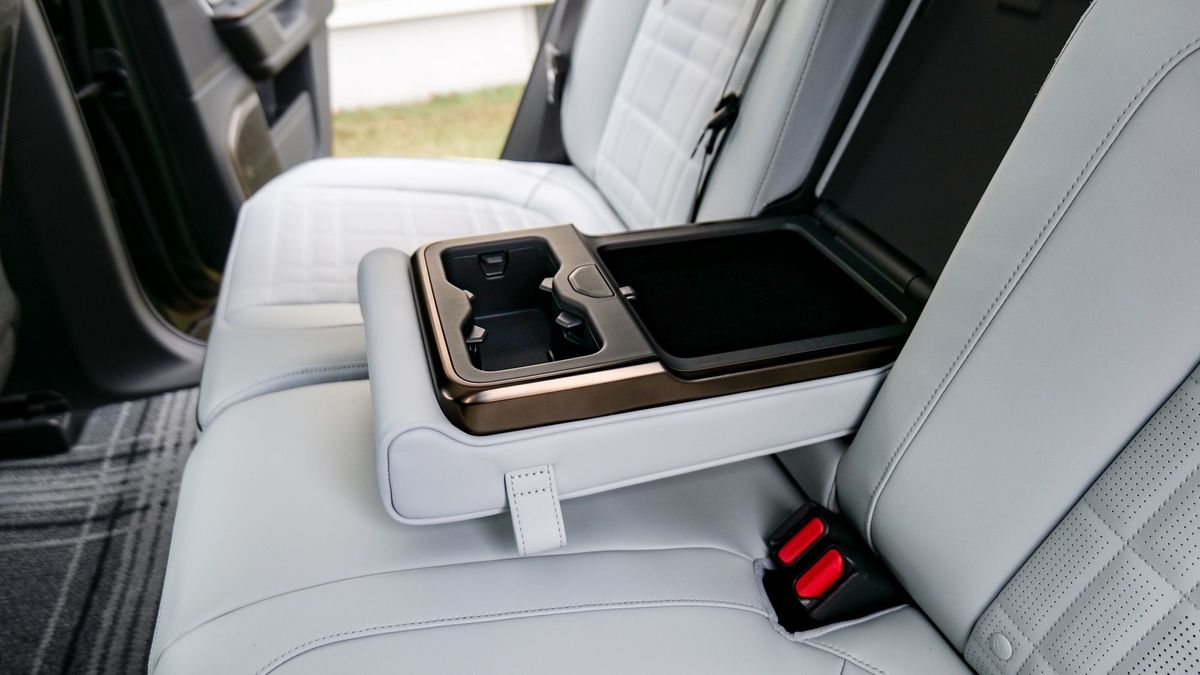 2025 Rivian R1T Tri.