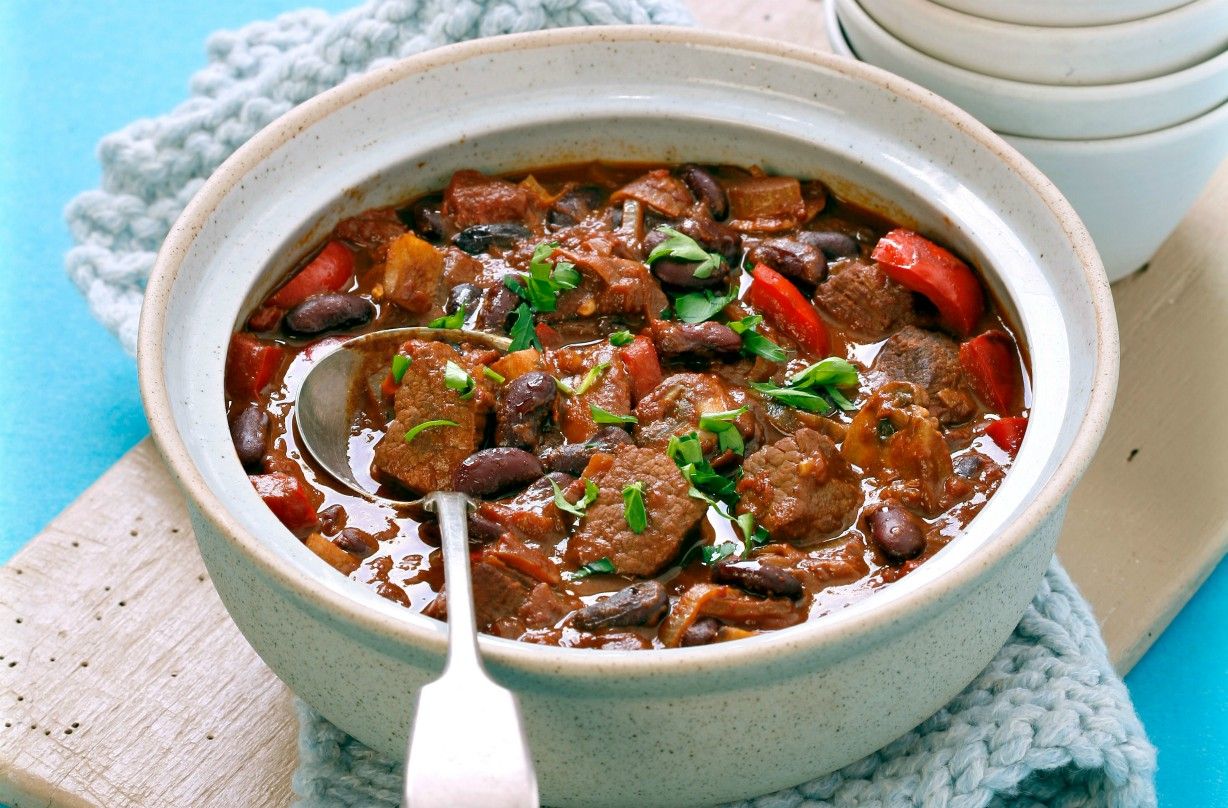 Chunky chilli with chocolate