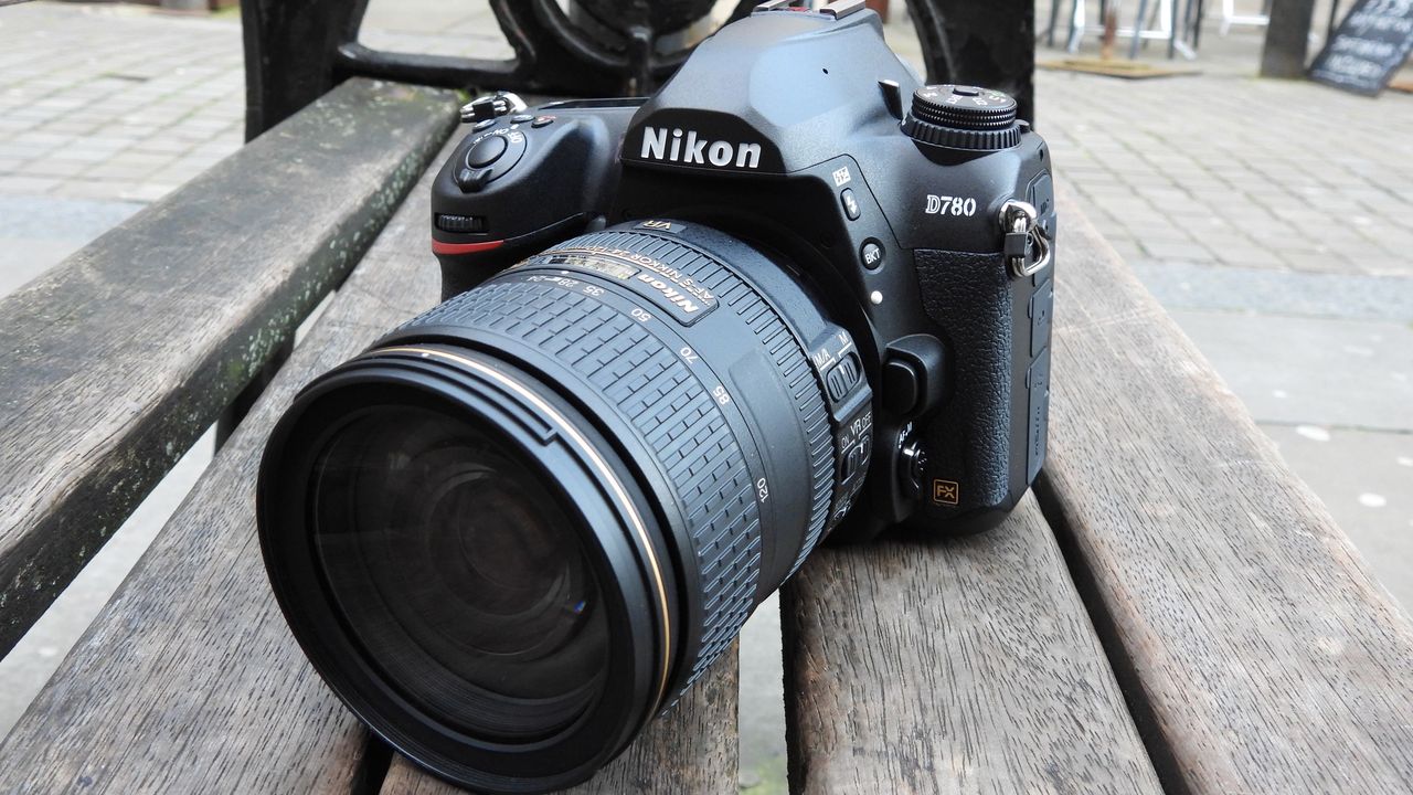 Nikon D780