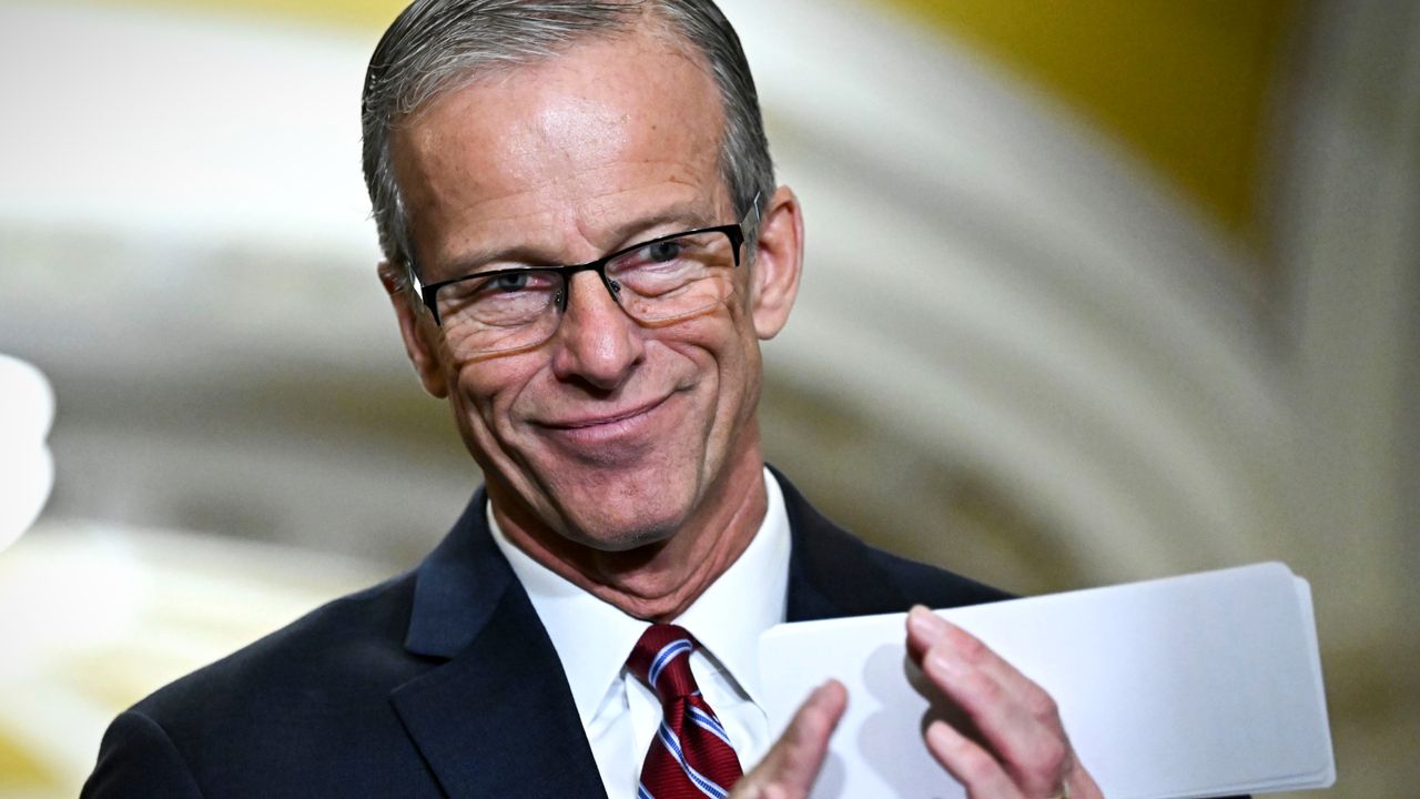 Sen. John Thune (R-S.D.)