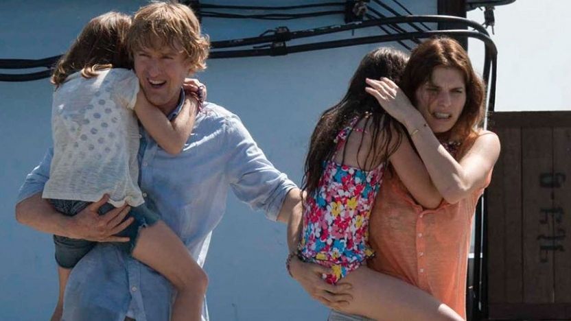 Owen Wilson and Lake Bell in No Escape