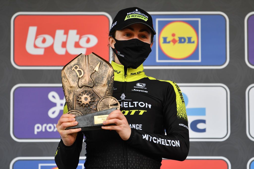 Grace Brown wins Brabantse Pijl 2020