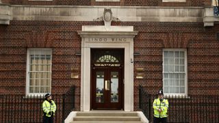 Scenes At The Lindo Wing As It's Announced That The Duchess Of Cambridge Is In Labour With Her Second Child