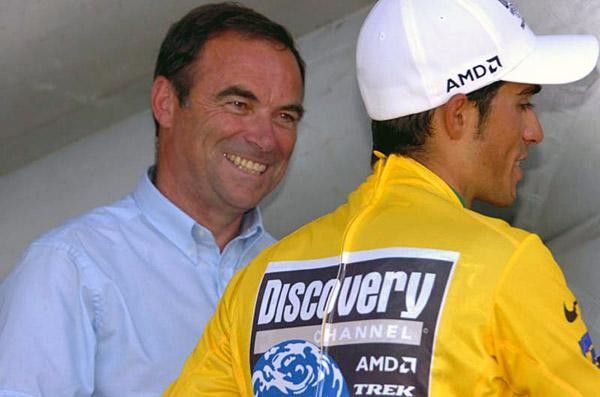 Bernard Hinault greets Contador
