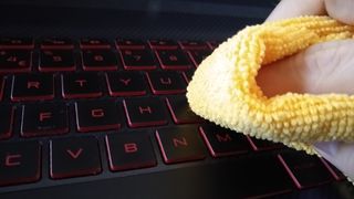 How to clean your laptop