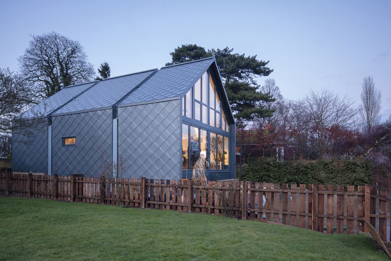 an amphibious self build which can withstand floods