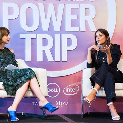 Fashion, Pink, Talent show, Sitting, Footwear, Performance, Event, Leg, Fashion design, Stage, 