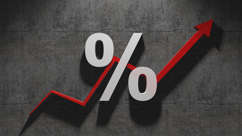percentage sign superimposed over a red arrow stair-stepping higher