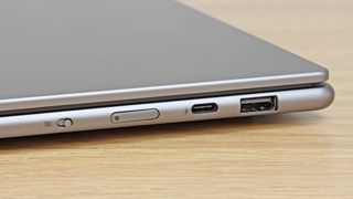 Lenovo Yoga Slim 7 15 Aura laptop review