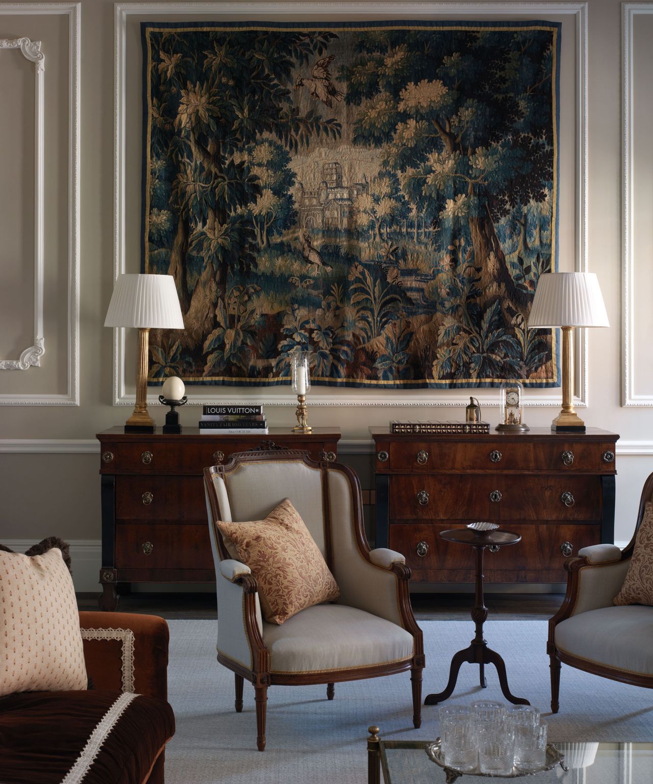 This tapestryhanging tip will accentuate the size of any room Homes