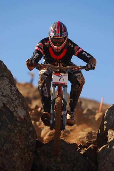 Kaine Cannan rode well despite having a big fall in his seeding run on Saturday.